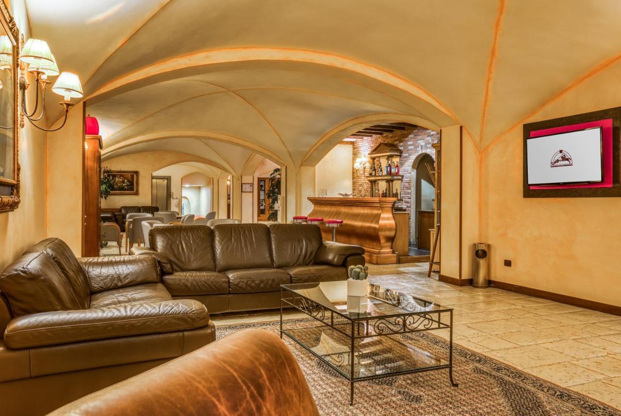 Hotel San Giorgio กัมโปบัสโซ ภายนอก รูปภาพ