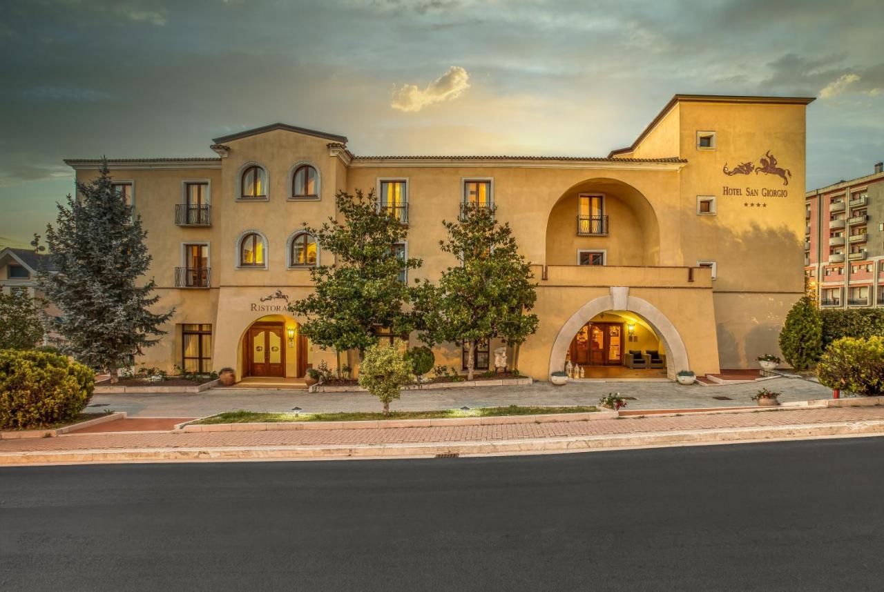 Hotel San Giorgio กัมโปบัสโซ ภายนอก รูปภาพ