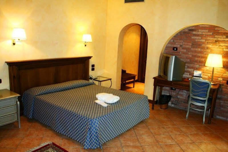 Hotel San Giorgio กัมโปบัสโซ ภายนอก รูปภาพ